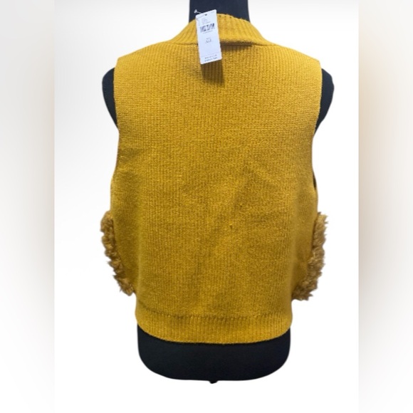 Maeve By Anthropologie Fur Pocket Vest - Picture 5 of 7